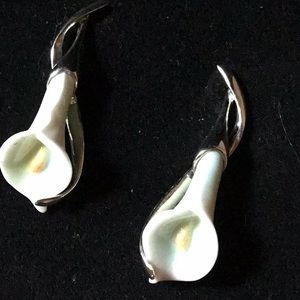 Franz Calla Lily earrings Porcelain